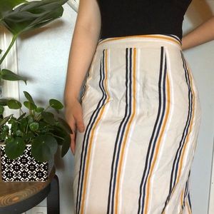 Striped pencil skirt with back pleats